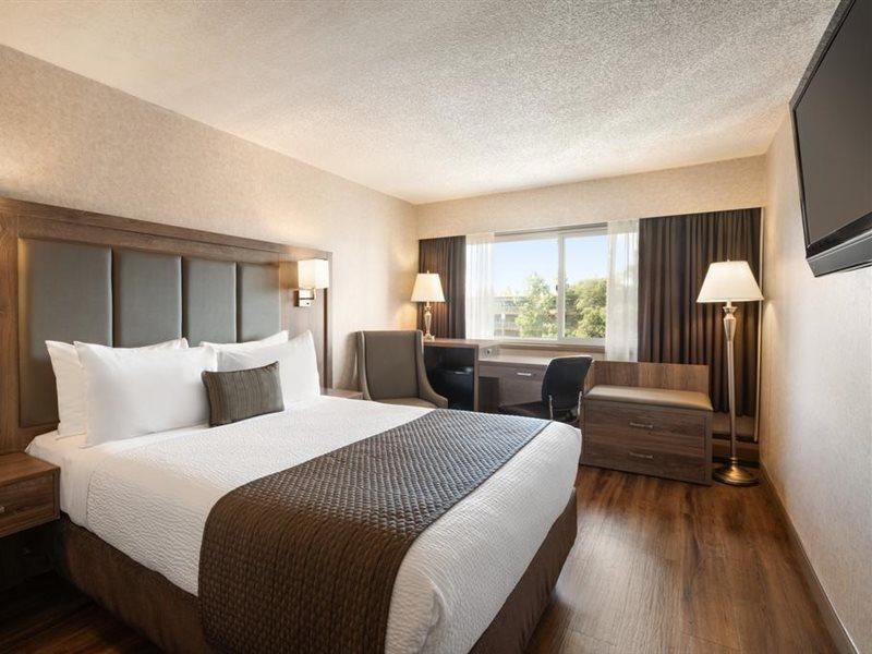 Days Inn By Wyndham Victoria On The Harbour Ngoại thất bức ảnh