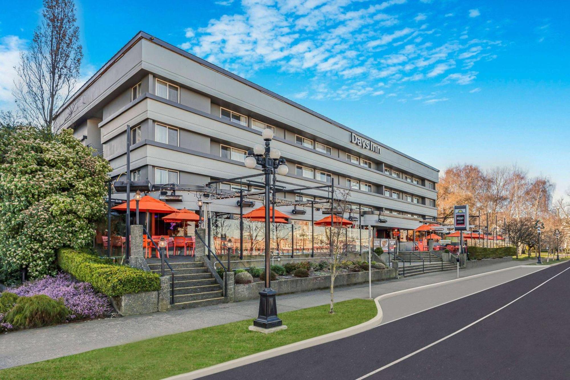 Days Inn By Wyndham Victoria On The Harbour Ngoại thất bức ảnh